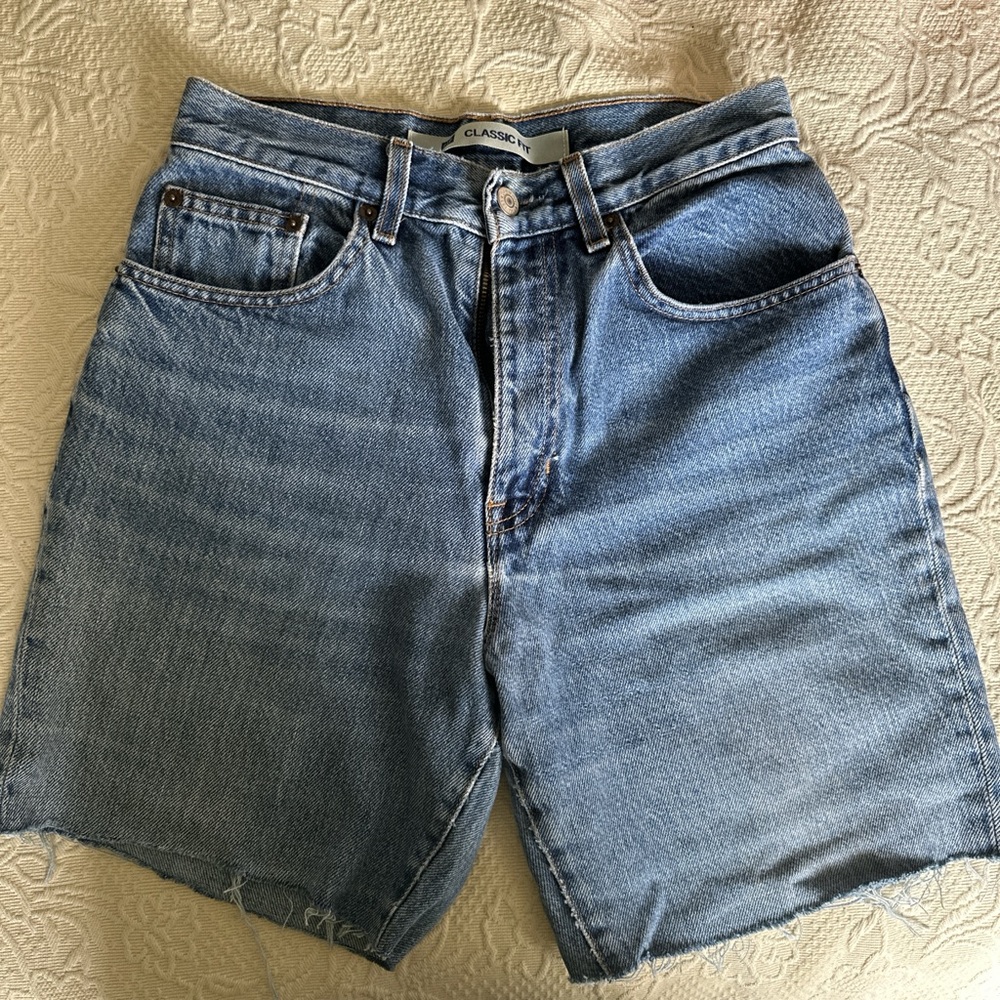 vintage classic fit GAP blue denim high waisted jean shorts